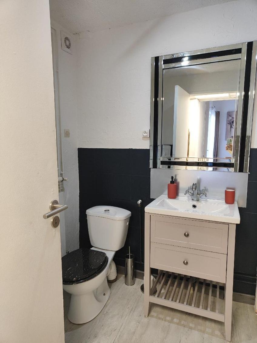 Maison De Village A 89 Apartment